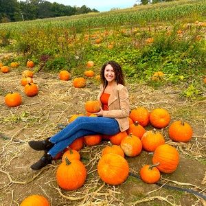 Meet your Posher, Renee